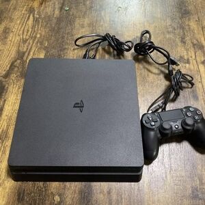 PS4 slim